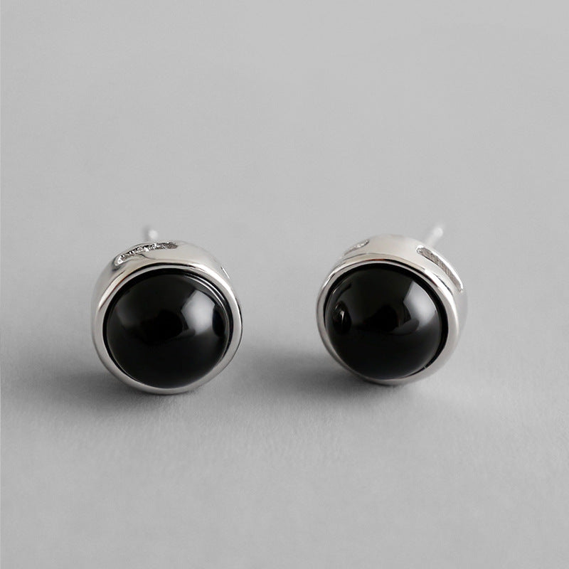 Round natural agate stud earrings