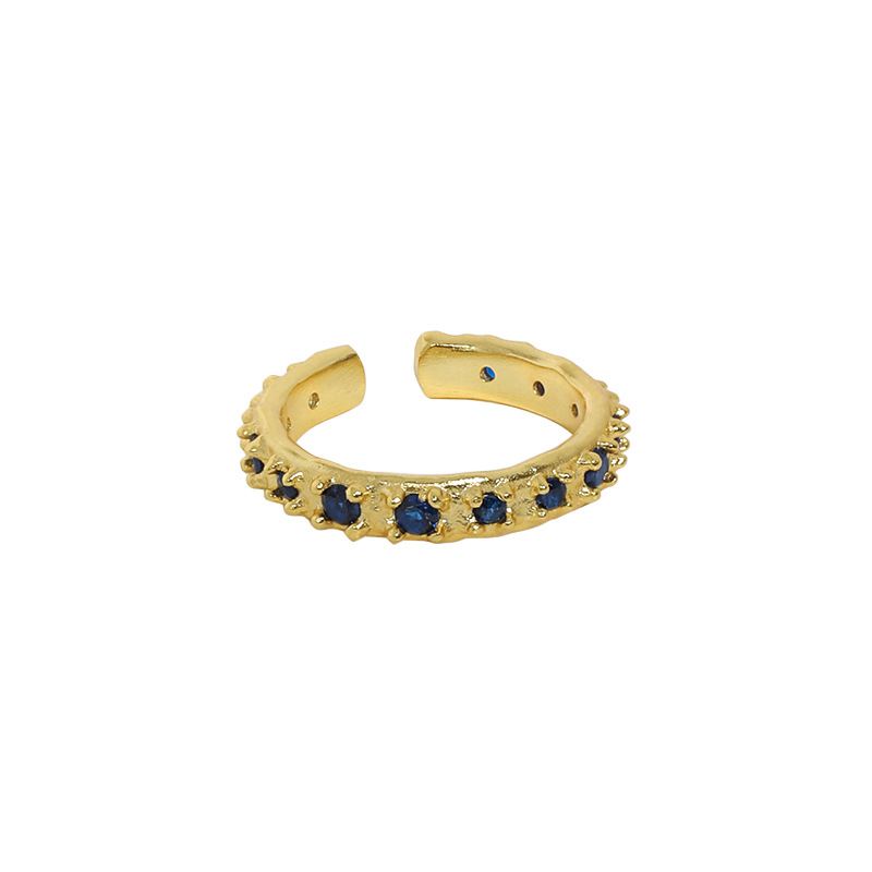 Organic ring with blue cubic zirconias
