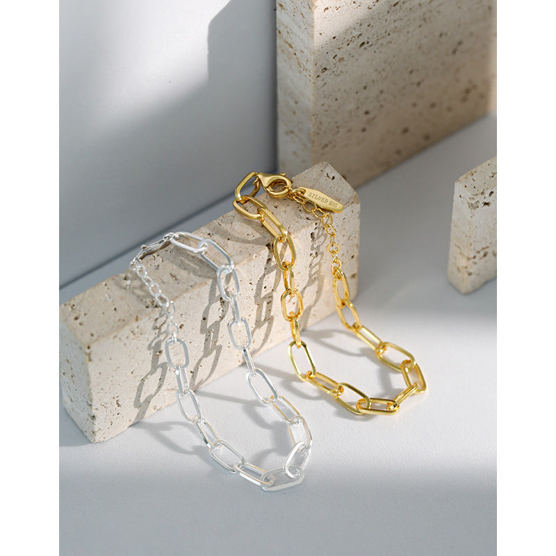 Chain bracelet with wide links