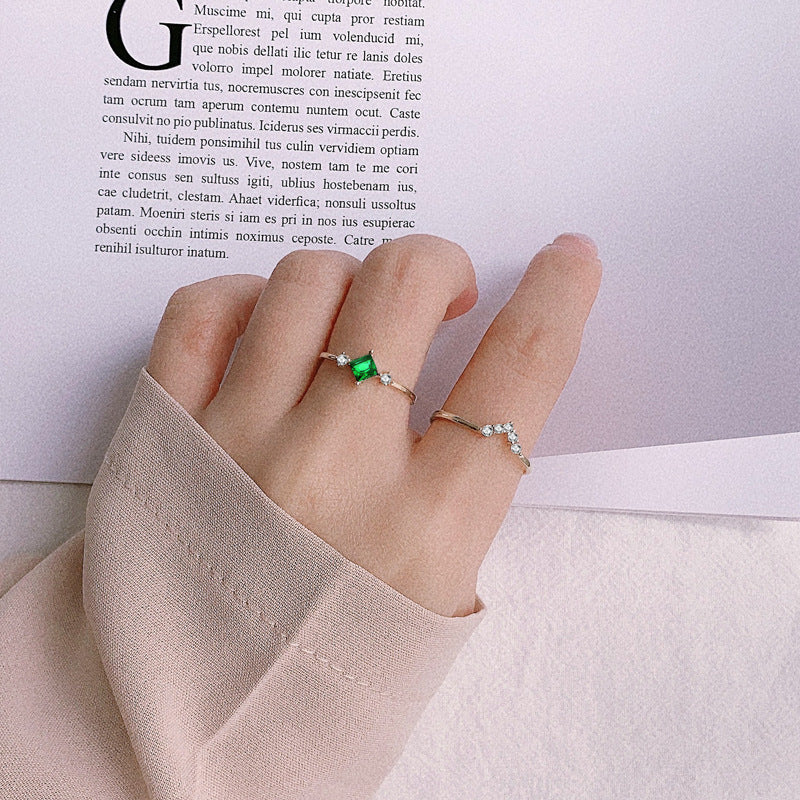 Geometric duo of rings with cubic zirconia