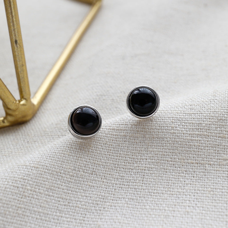 Round natural agate stud earrings