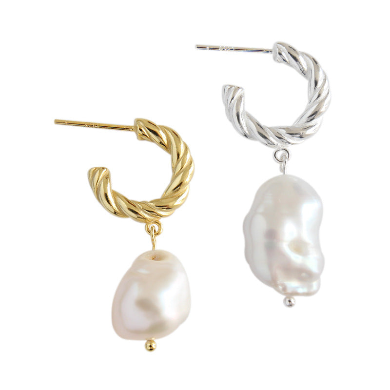 Twisted circle hoops with dangling baroque pearl