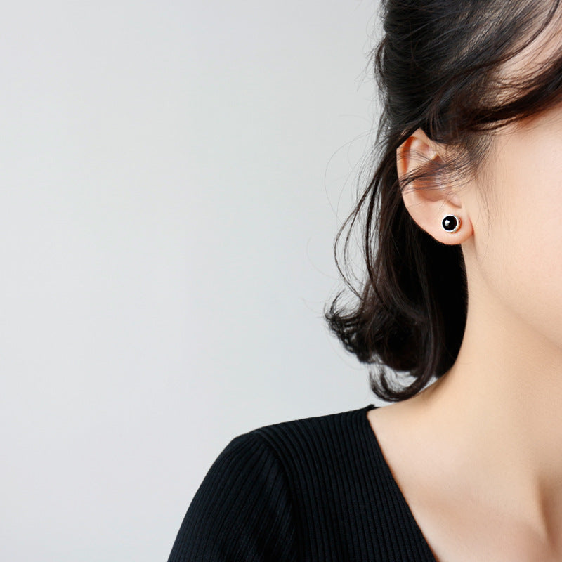 Round natural agate stud earrings