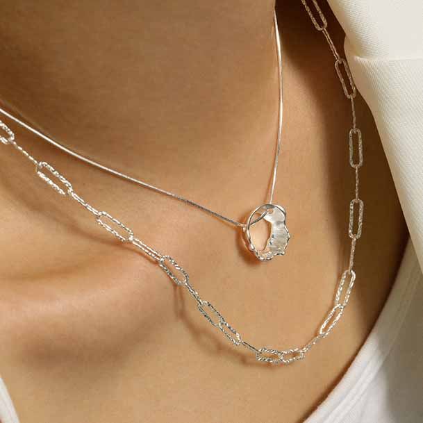 Wide links long chain